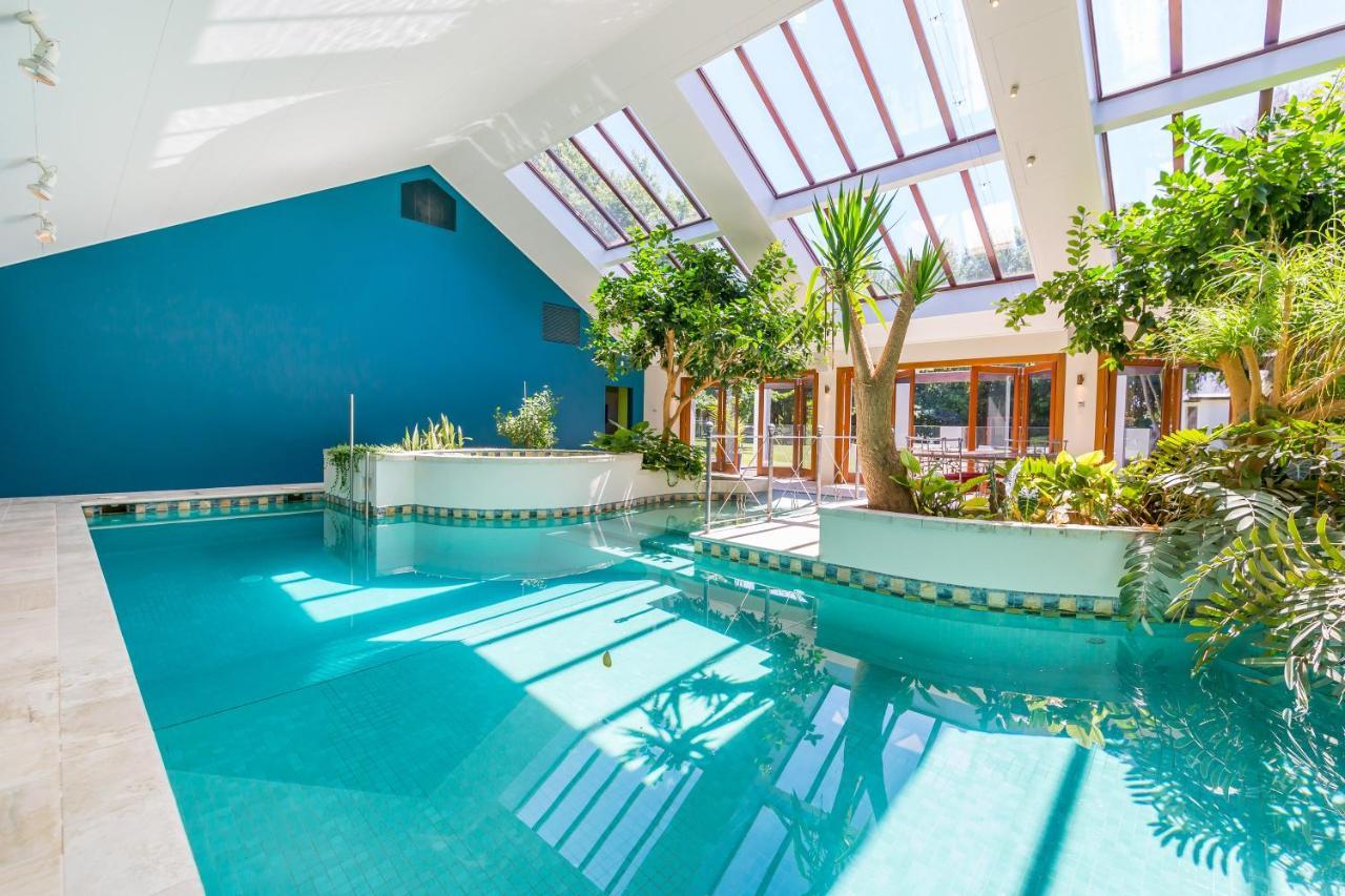 Bond Estate Luxury Accommodation Christchurch Exterior photo